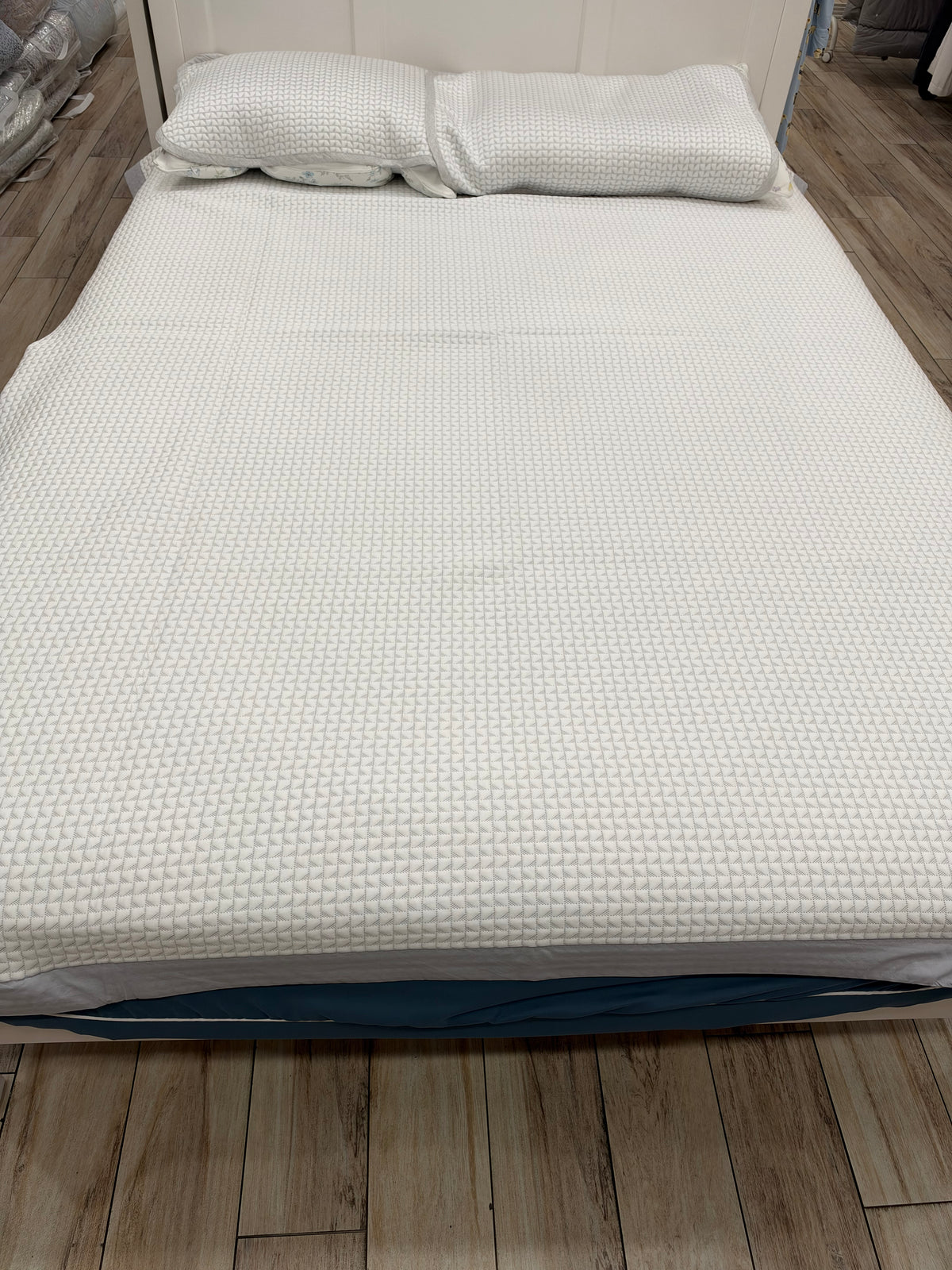 Korean Duraron Cooling Pillow Pad – Elastic Band 50 × 70cm