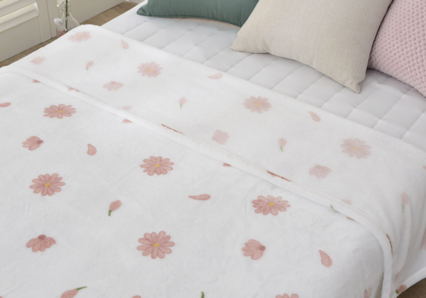 [Kozy House] Daisy Flowers Mink Microfiber Blanket