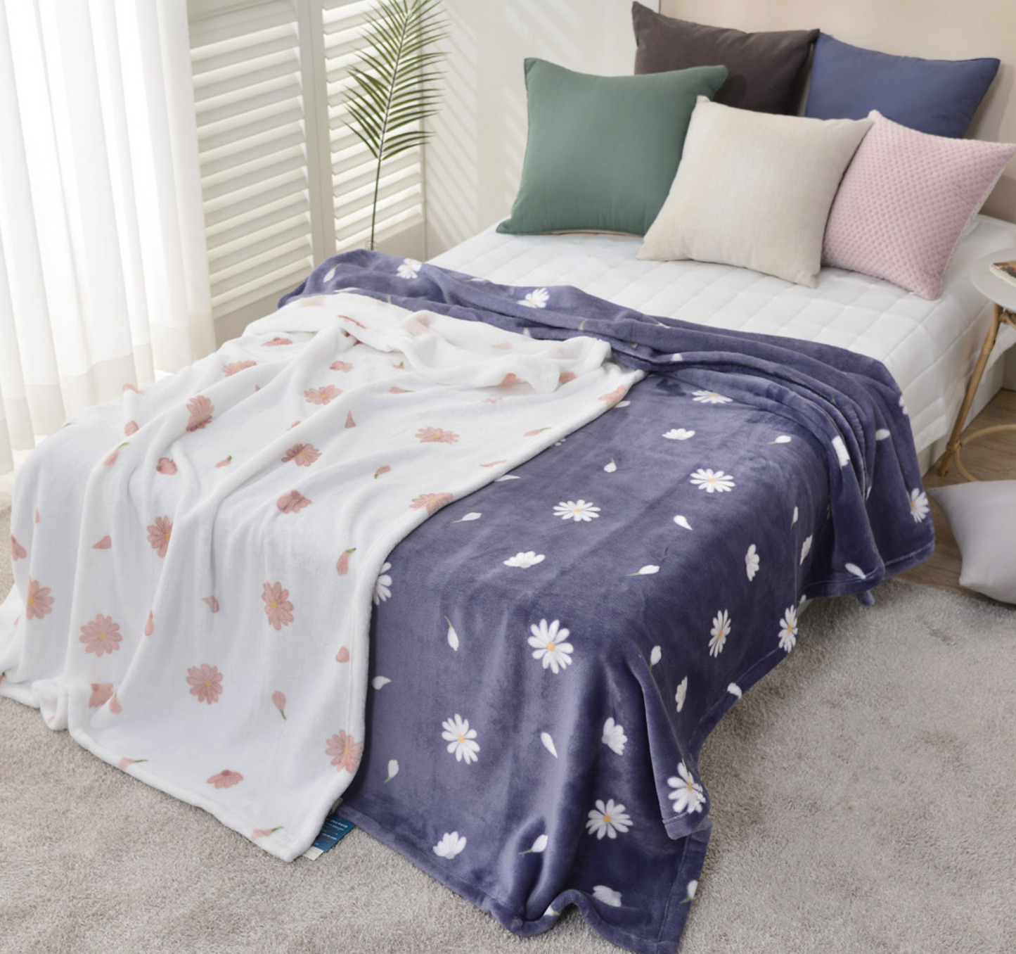 [Kozy House] Daisy Flowers Mink Microfiber Blanket