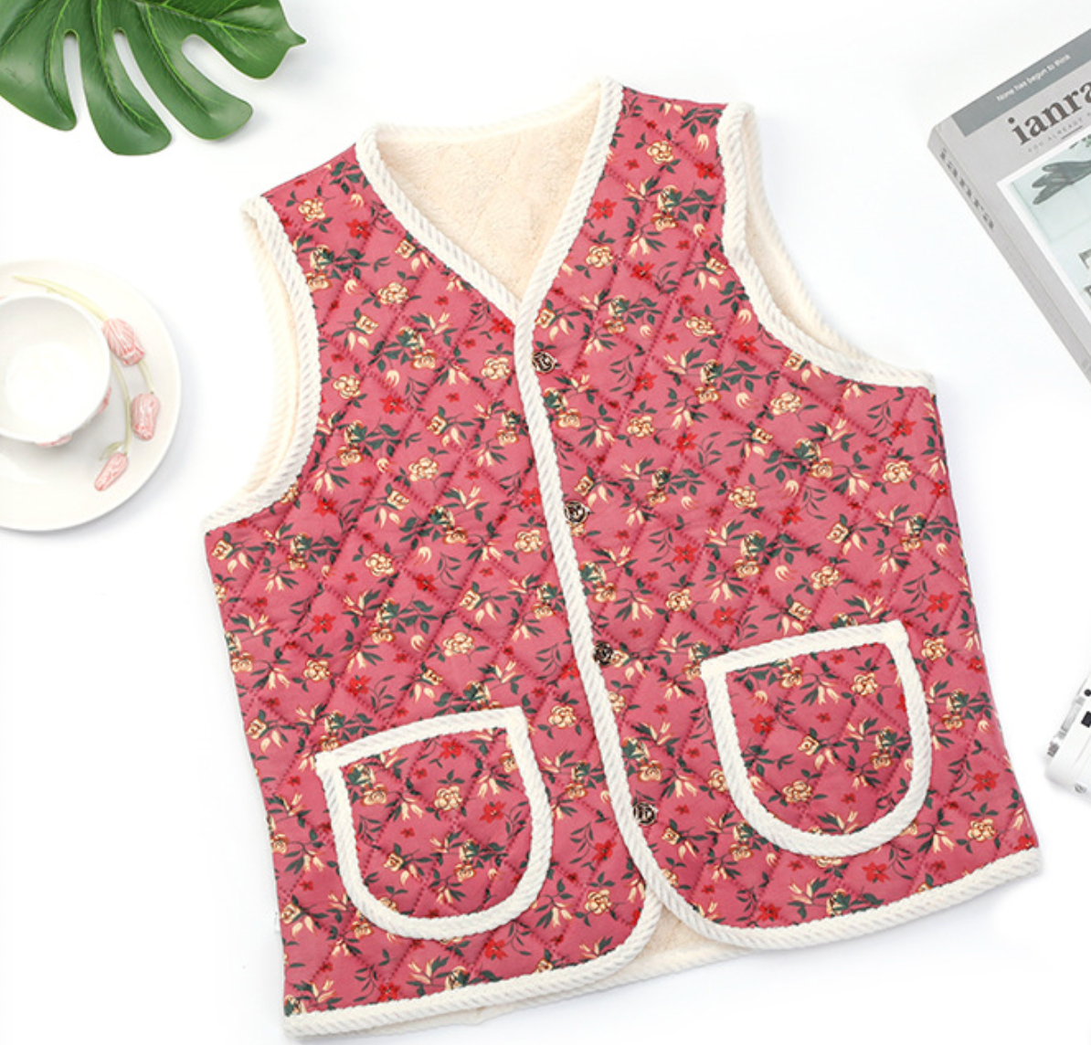 [Kozy House] Retro Korean Kimjang Flower Pattern Sherpa-Lined Vest for Winter