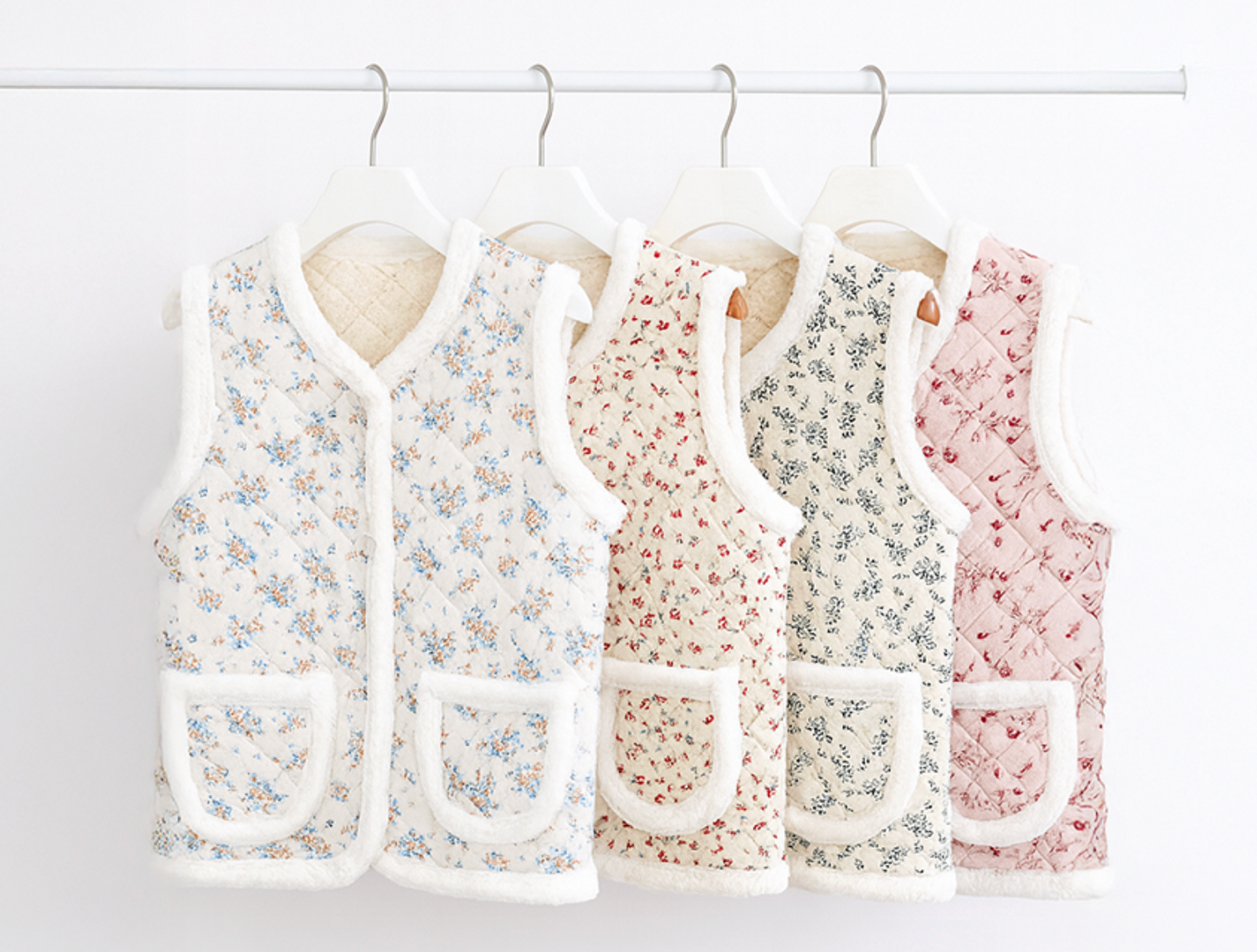 [Kozy House] Retro Korean Kimjang Flower Pattern Sherpa-Lined Vest for Winter
