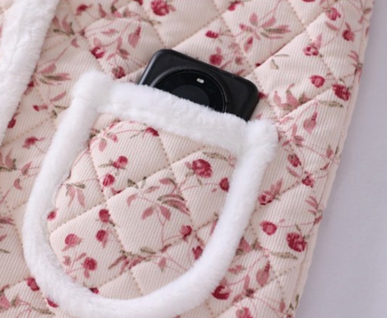 [Kozy House] Retro Korean Kimjang Flower Pattern Sherpa-Lined Vest for Winter