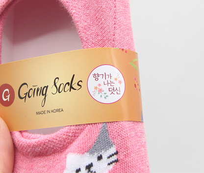 [Kozy House] 5 Pairs Pack Women Pastel Cats Invisible No-Show Socks Fits Size 2-8