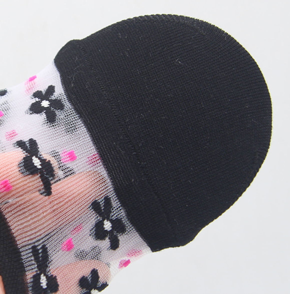 [Kozy House] 5 Pairs Bundle Flower Mesh Top Invisible No Show Socks for Ladies 2-8