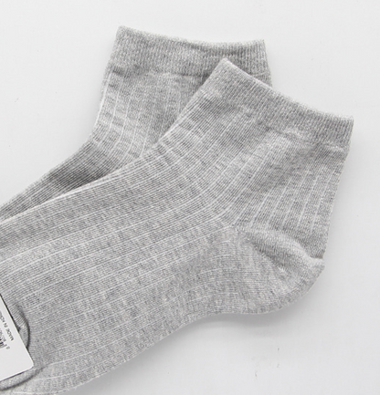 [Kozy House] 3 Pairs Women's Pastel Ribbed Ankle Fashion Socks
