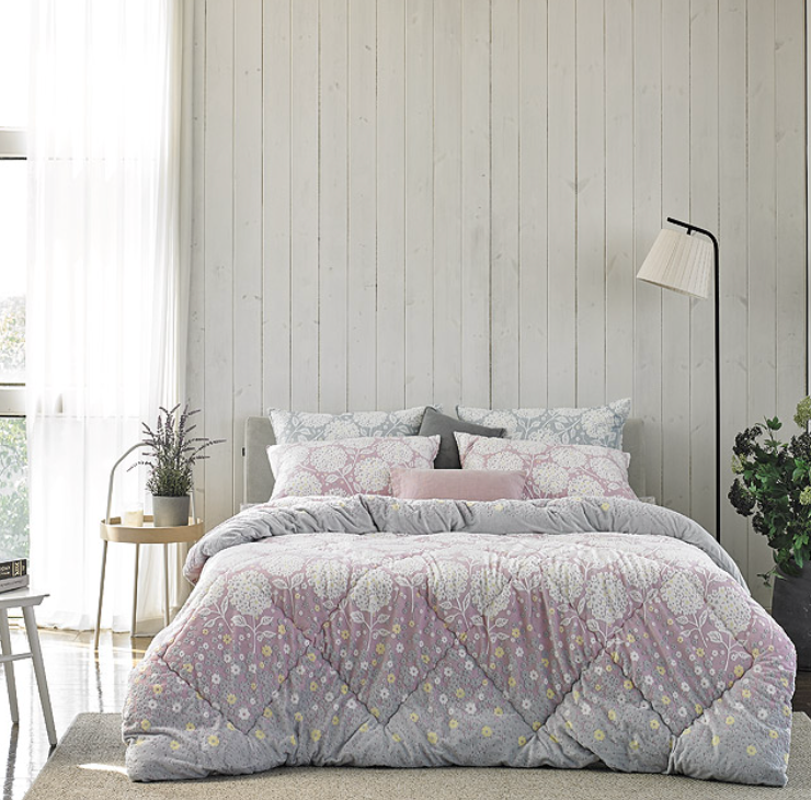 [Kozy House] Floral Spread Microfibre 5mm 3D Burn-Out Blanket