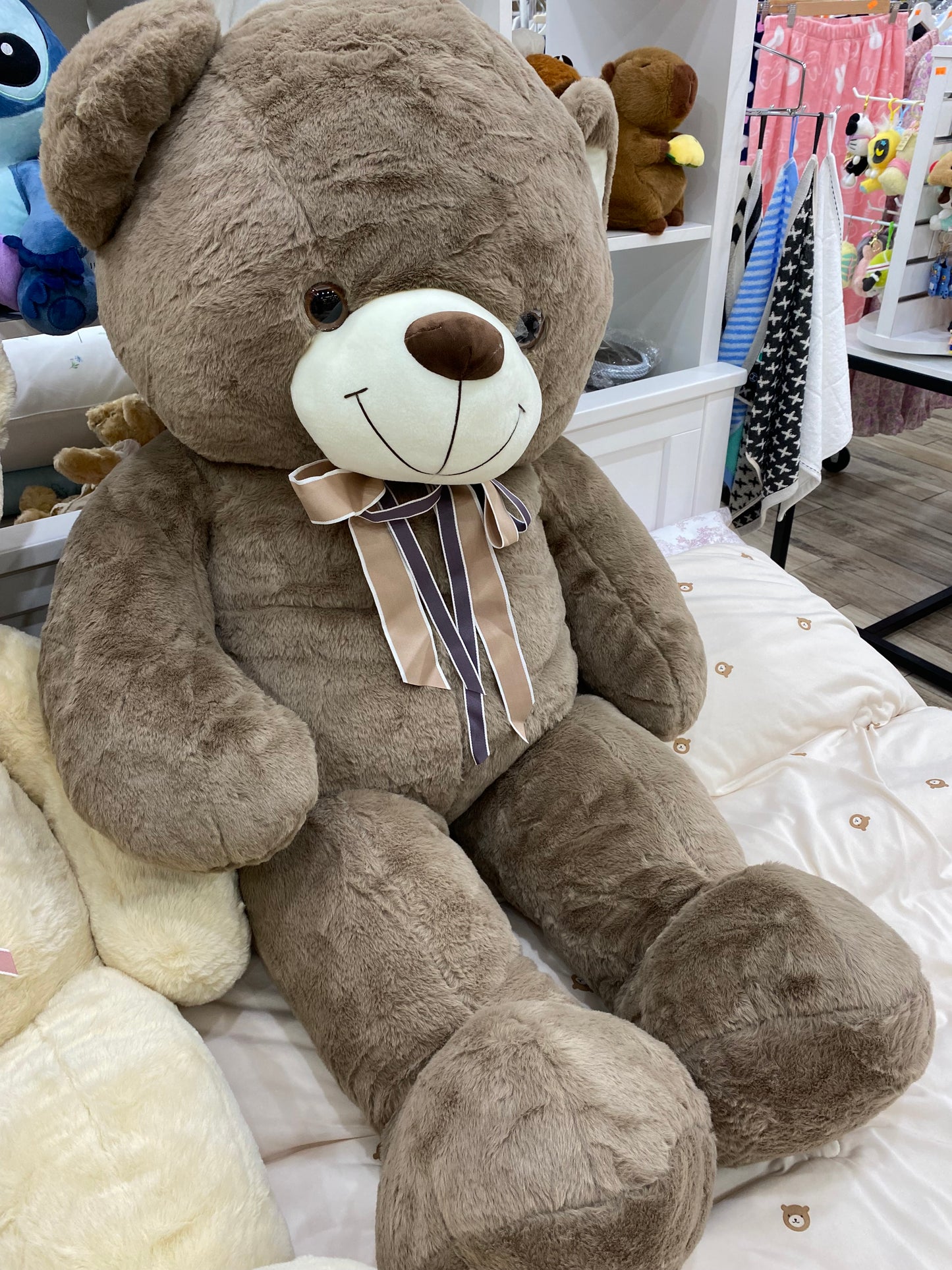Giant 120cm Teddy Bear Mega Plush Toy - Perfect Gift for Anniversary, Birthday & Home Decor