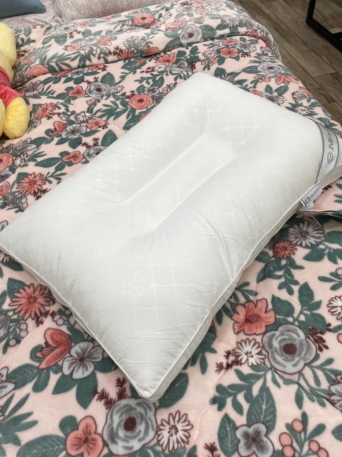 [Kozy House] Ergonomic Neck Support Cervical C-Curved Pillow 50 x 70cm