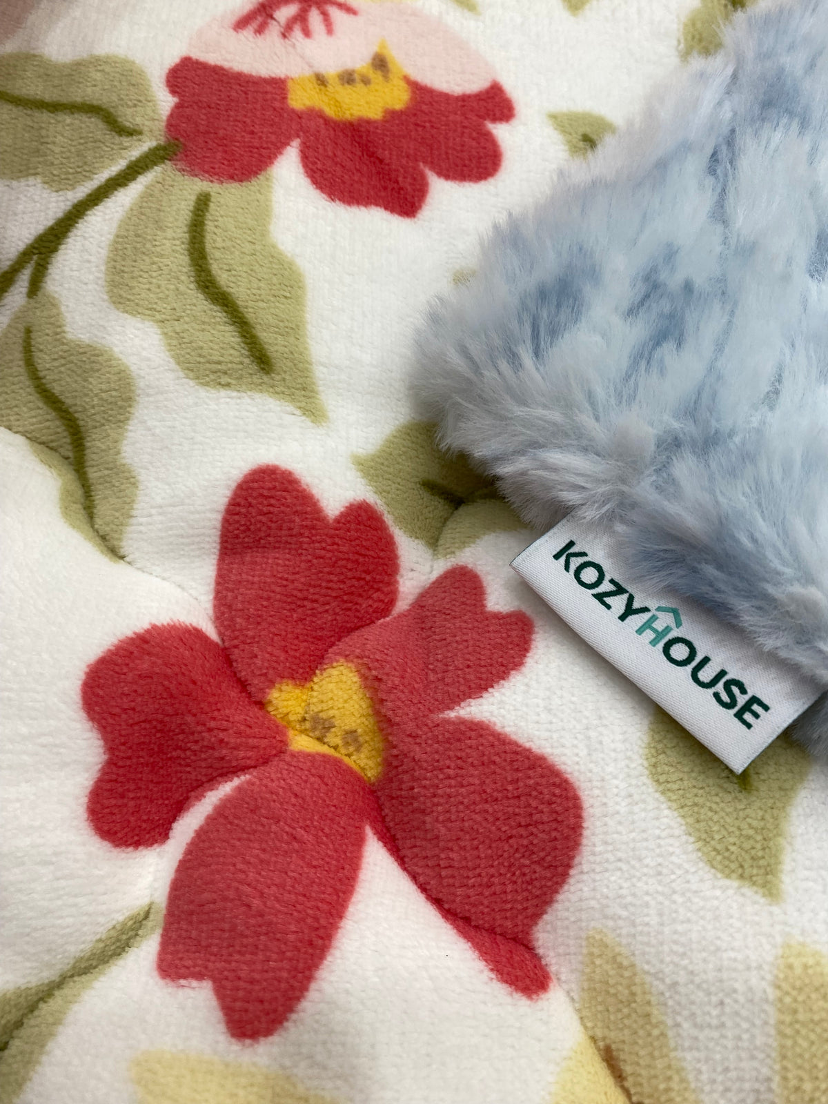 [Kozy House] Microfibre Leaf & Flower Blanket Q