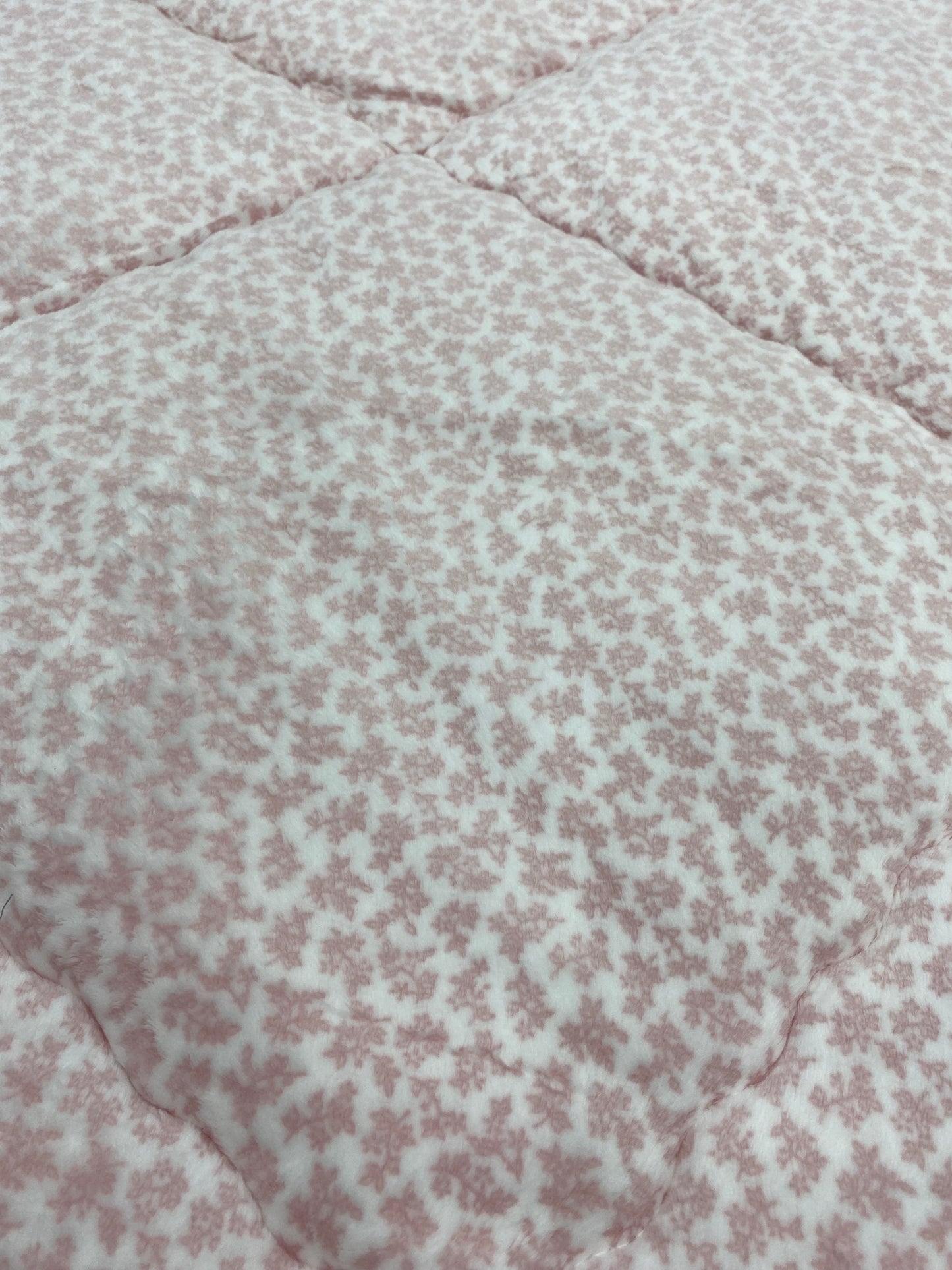 [Kozy House] Snowflake Flowers Microfibre 5mm 3D Burn-Out Korean Blanket Set