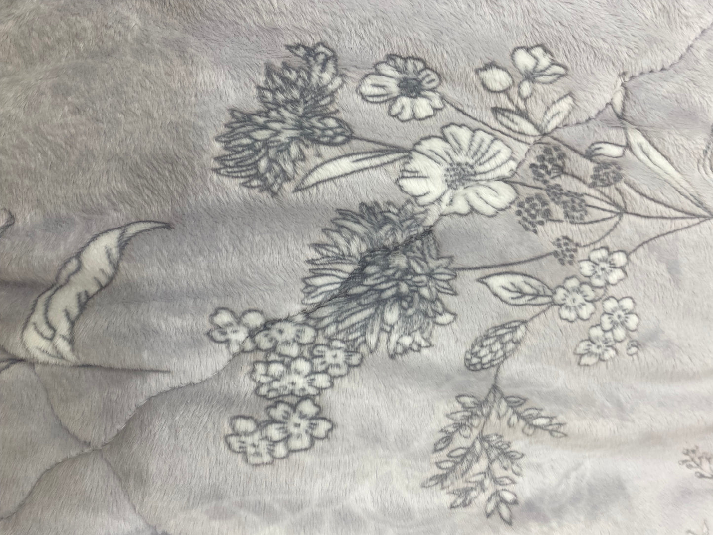 [Kozy House] Anne Floral Microfibre 5mm 3D Burn-Out Korean Winter Comforter Set