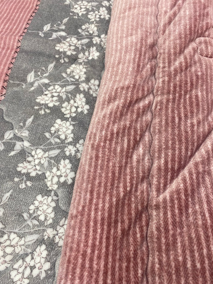 [Kozy House] Korean 5mm Microfiber Winter Comforter – Floral Pink Q