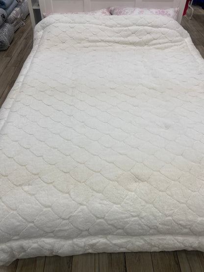[Kozy House] Korean Premium 10mm Long-Pile Microfibre Winter Comforter - SS