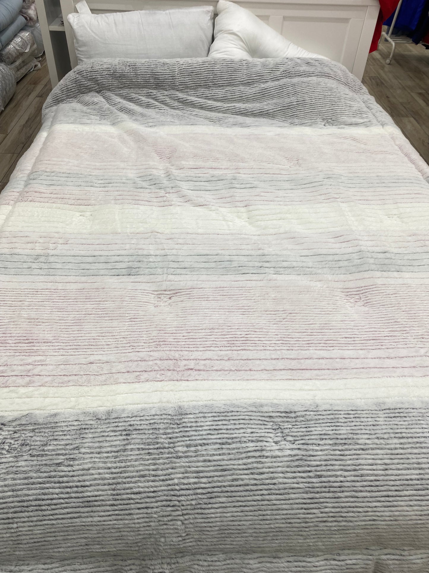 [Kozy House] 10mm Pinky Microfibre Winter Comforter - SS