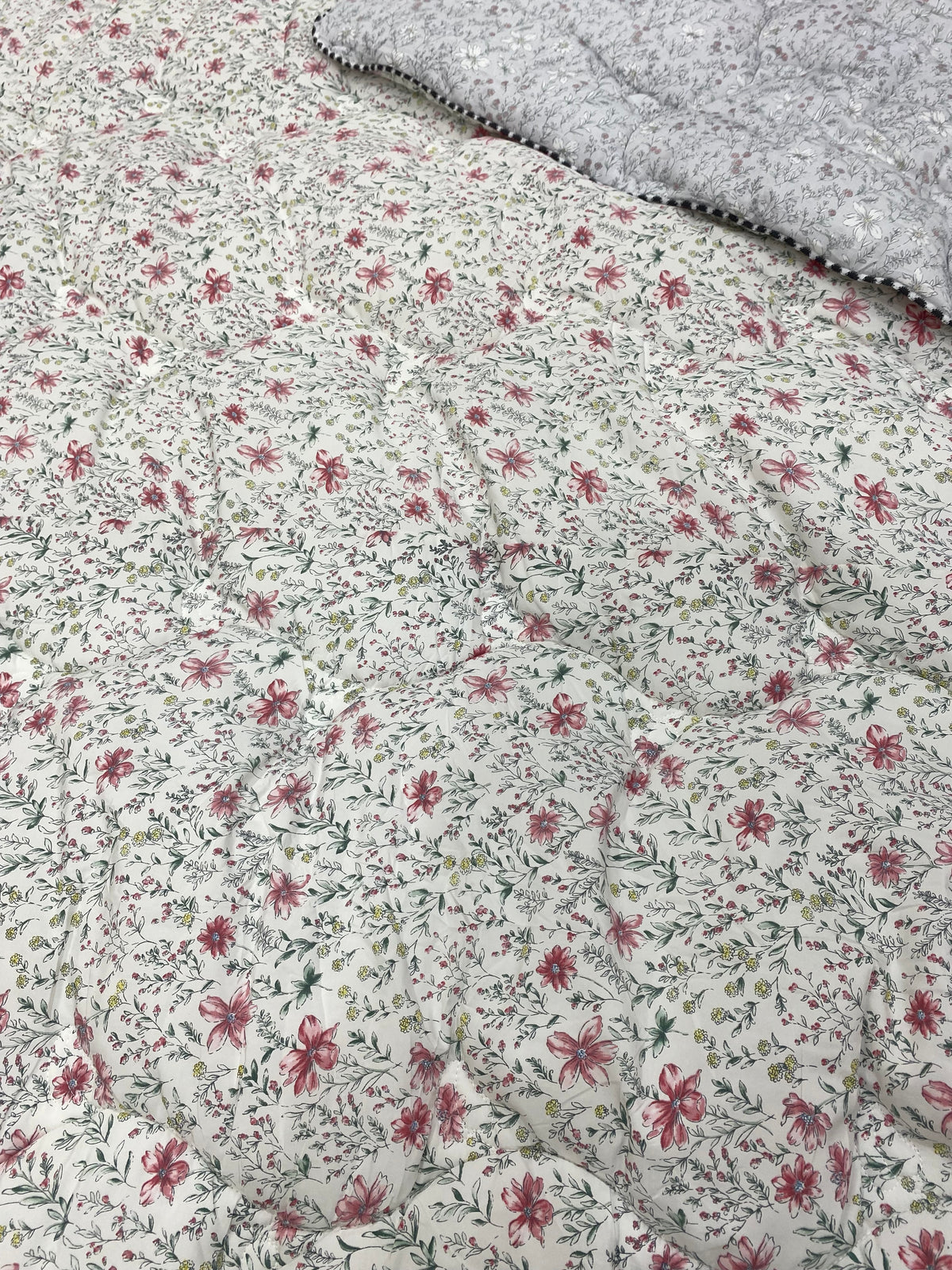 Korean MicroModal Floral Comforter – All Season Q/K 220 × 240cm