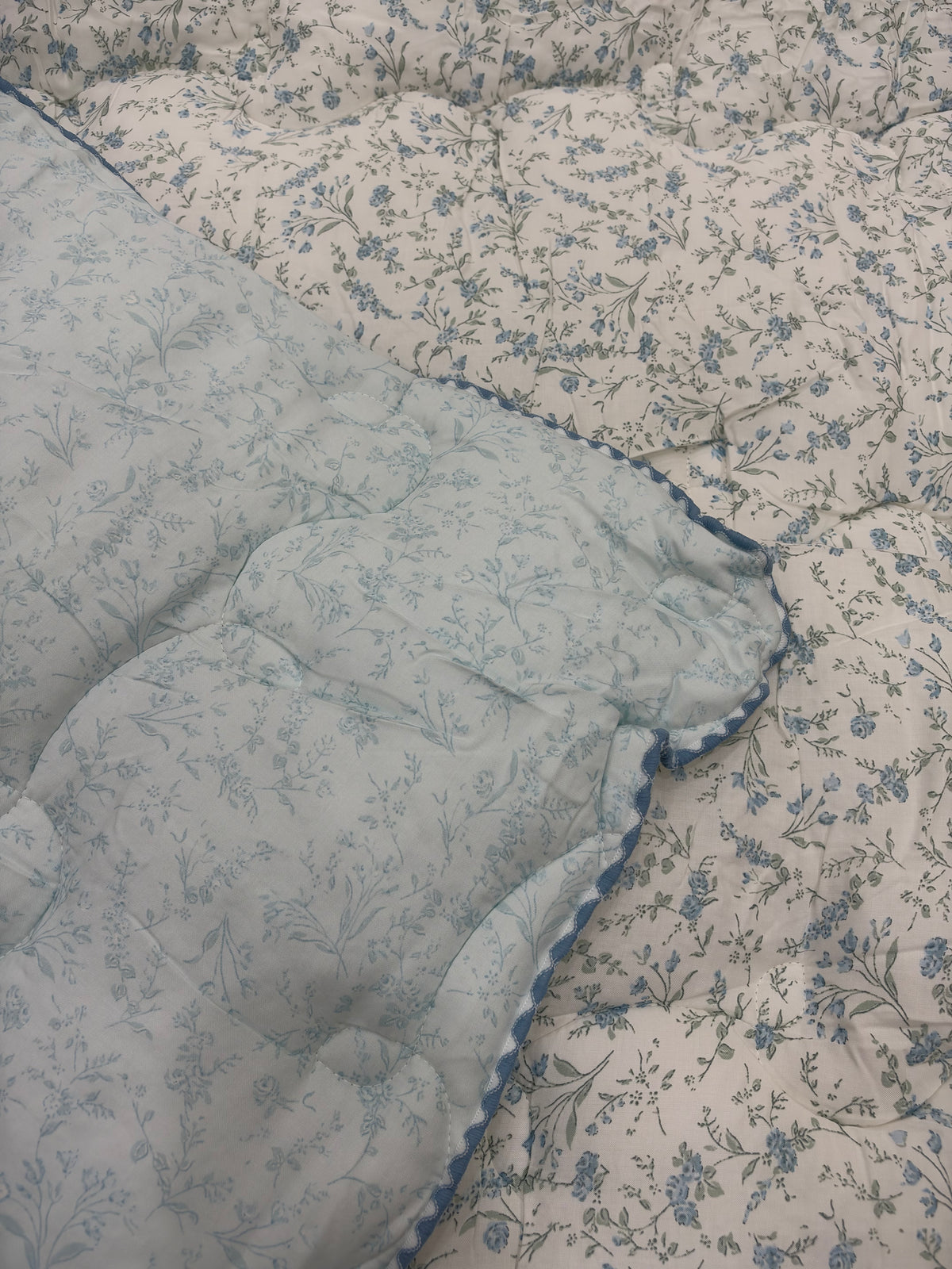 Korean 100% Modal Floral Comforter with Corn Fibre Polarfil Filling